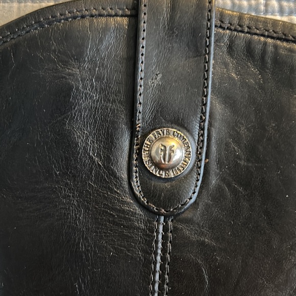 FRYE black leather boots pull on size 9 - Picture 2 of 6